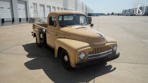 1951 International L 110