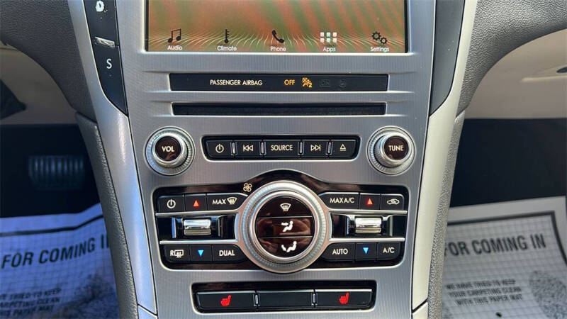 2017 Lincoln MKZ Premiere