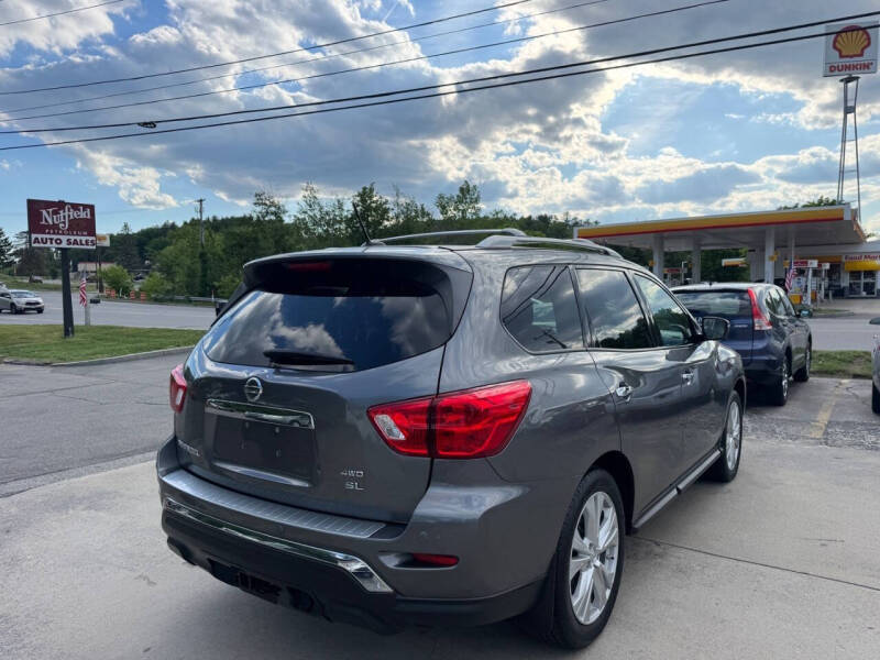2018 Nissan Pathfinder SL
