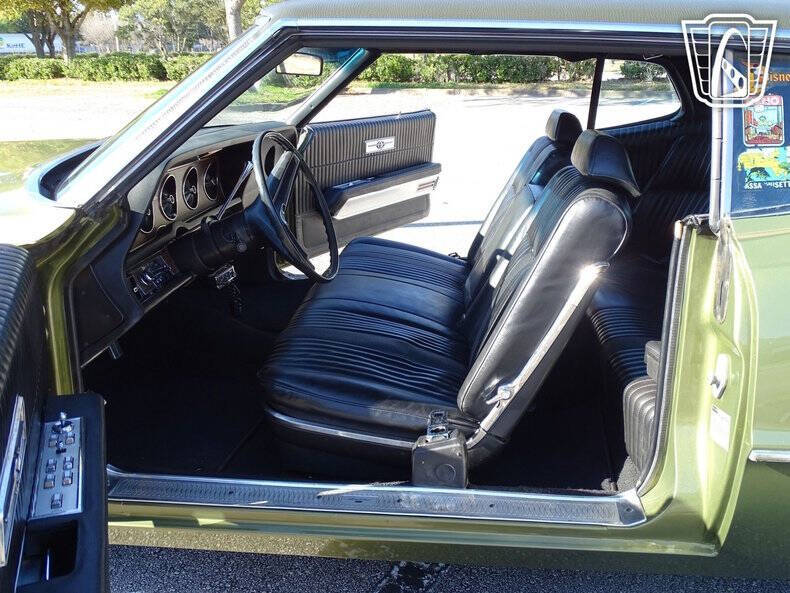 1970 Ford Thunderbird