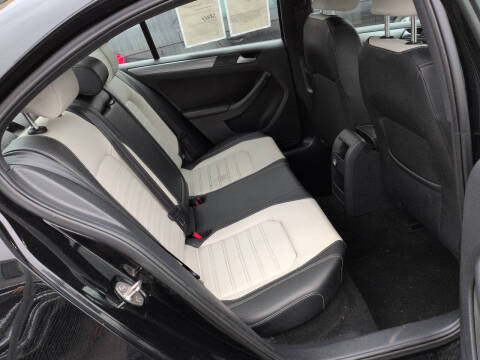 2016 Volkswagen Jetta 1.8T Sport