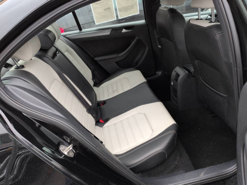 2016 Volkswagen Jetta 1.8T Sport