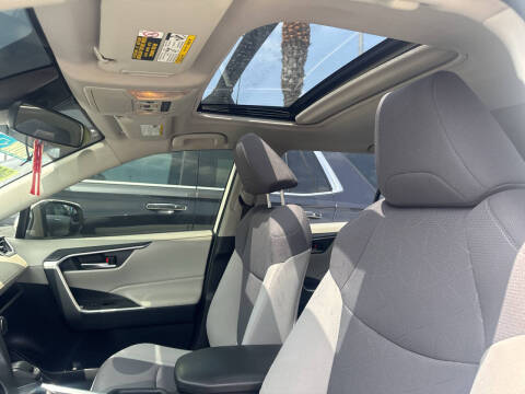 2019 Toyota RAV4 XLE