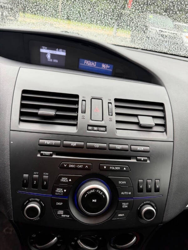 2012 Mazda MAZDA3 i Touring