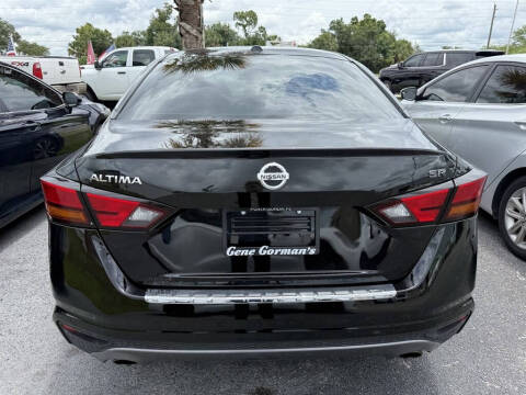 2022 Nissan Altima 2.5 SR
