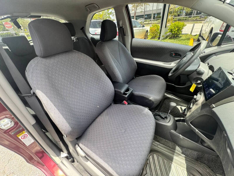 2010 Toyota Yaris