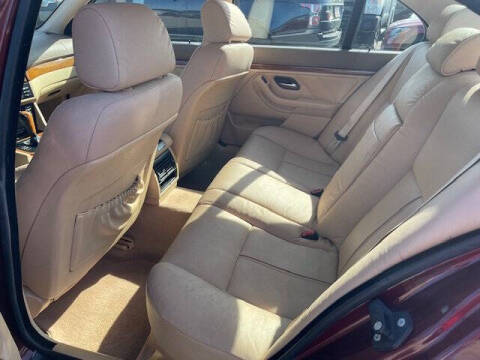 2001 BMW 5 Series 530i