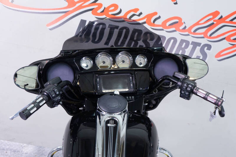 2017 Harley-Davidson Street Glide Special
