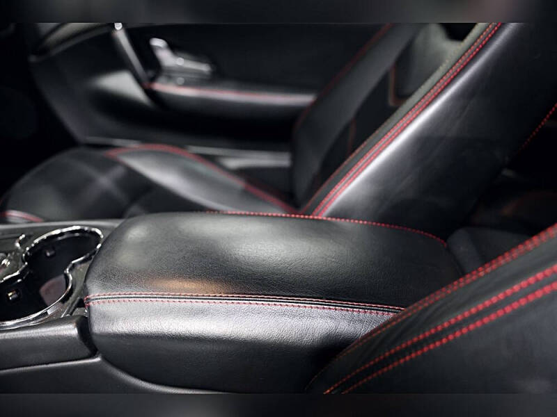 2012 Maserati GranTurismo MC