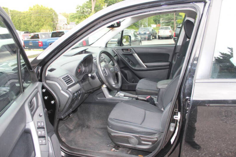 2016 Subaru Forester 2.5i