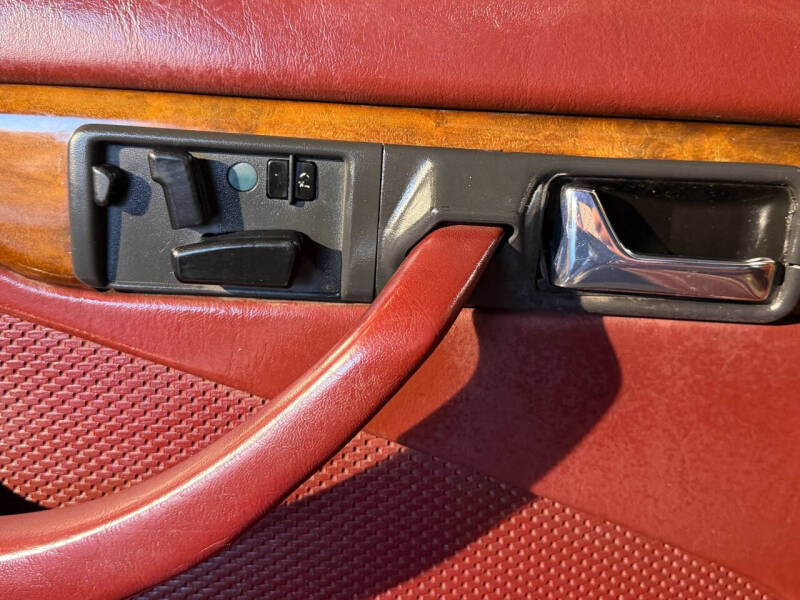 1985 Mercedes-Benz 500-Class 500 SEC