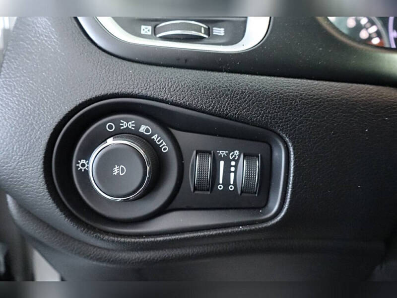 2019 Jeep Renegade Altitude