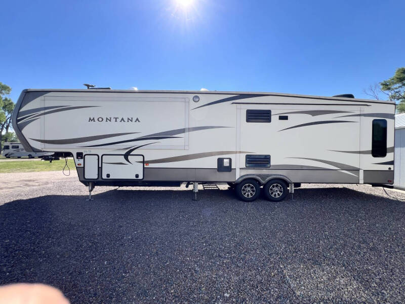 2017 Keystone RV Montana 3810MS-Only 2 Owners