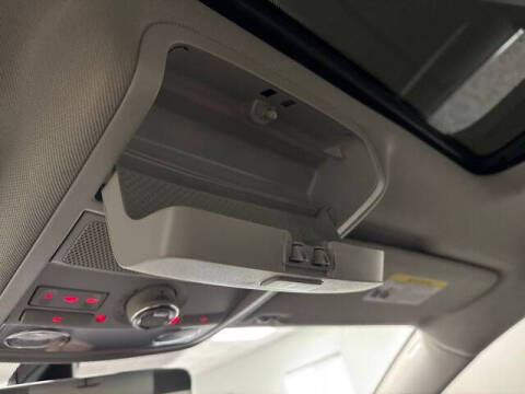 2016 Volkswagen Passat 1.8T SEL Premium