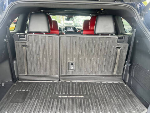 2022 Toyota Highlander XSE