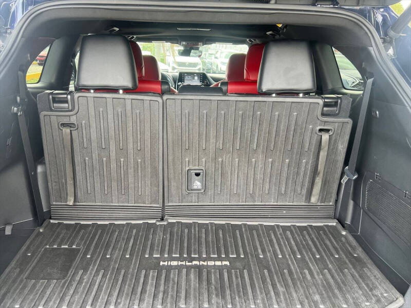 2022 Toyota Highlander XSE