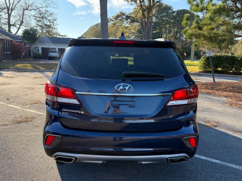2017 Hyundai Santa Fe SE