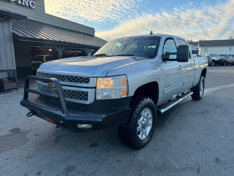 2013 Chevrolet Silverado 2500HD null photo 2