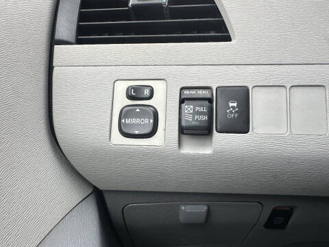 2012 Toyota Sienna XLE 8-Passenger