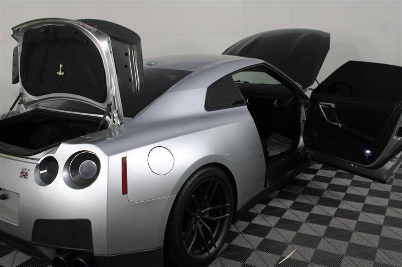 2009 Nissan GT-R Premium