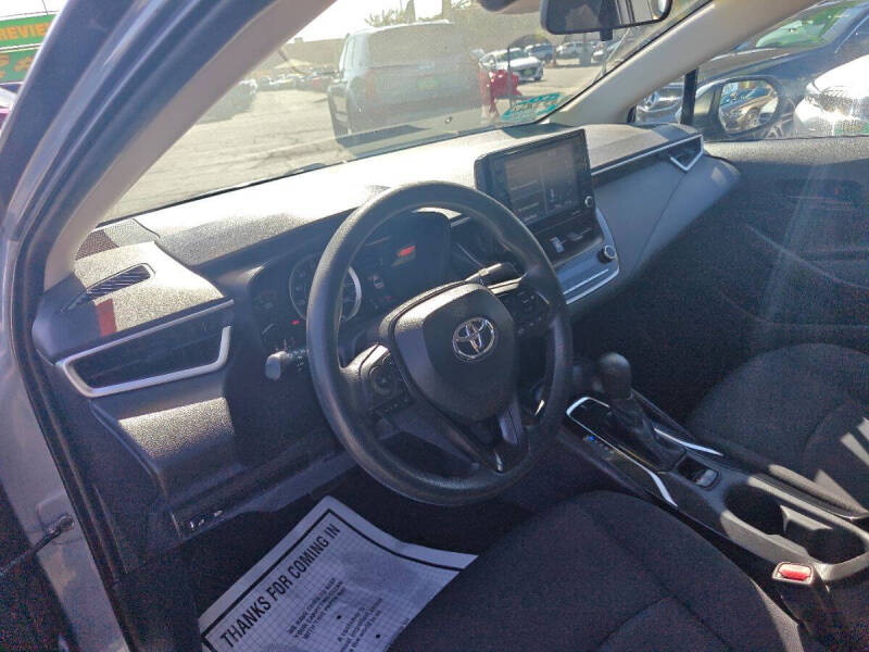 2022 Toyota Corolla LE