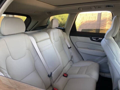 2021 Volvo XC60 T6 Inscription