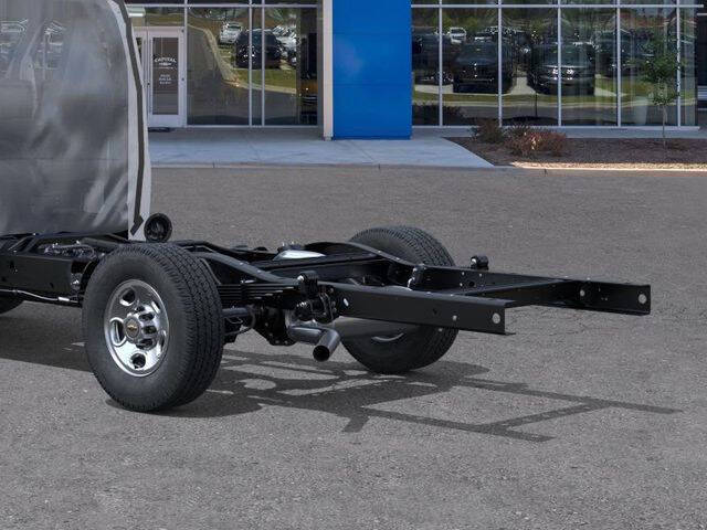 2025 Chevrolet Express 3500