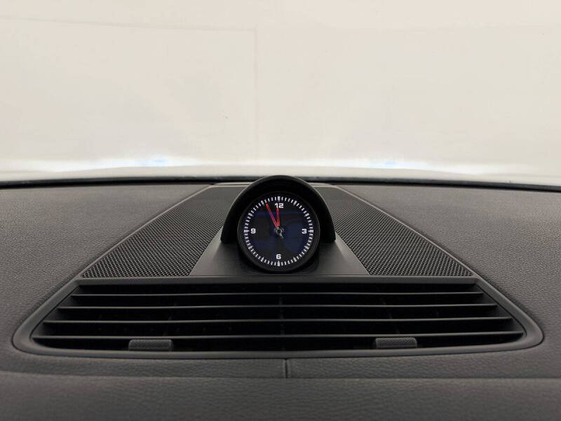 2017 Porsche Panamera 4