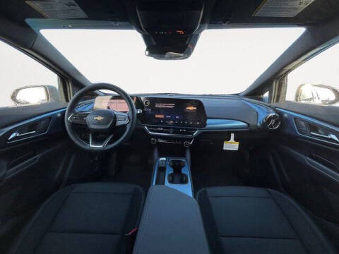 2026 Chevrolet Equinox EV LT 2