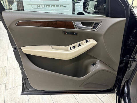 2012 Audi Q5 3.2 quattro Premium Plus