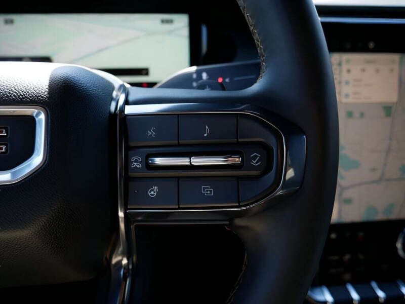 2025 GMC Acadia AT4