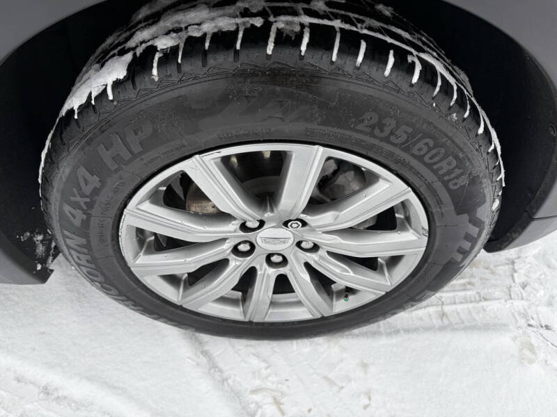 2020 Cadillac XT4 Premium Luxury