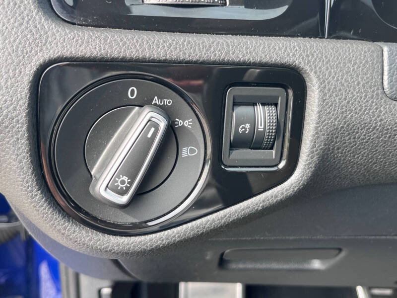2015 Volkswagen Golf R 4Motion