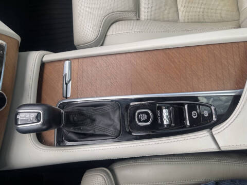 2019 Volvo XC90 T6 Inscription