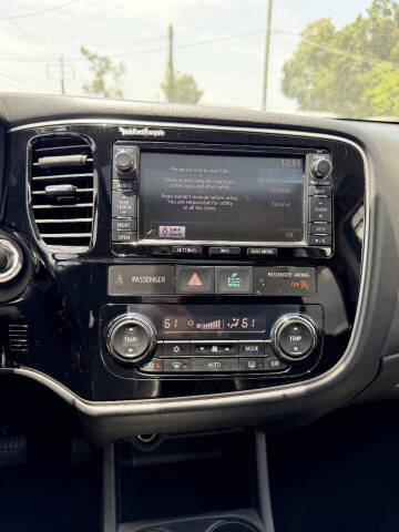2015 Mitsubishi Outlander SE