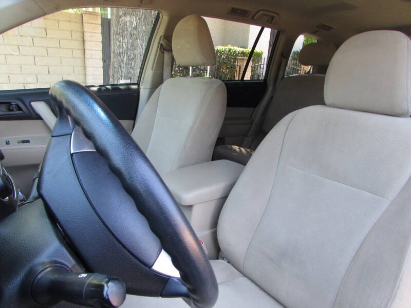 2013 Toyota Highlander Plus