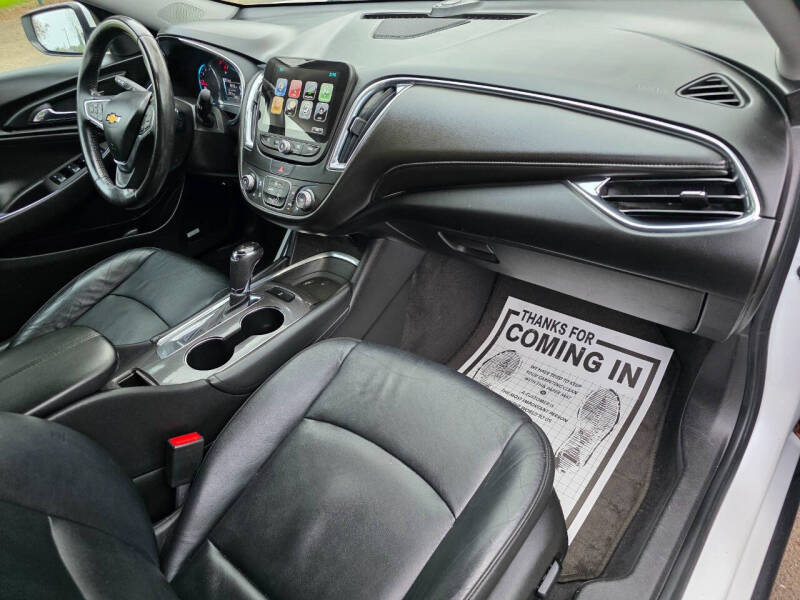 2017 Chevrolet Malibu LT