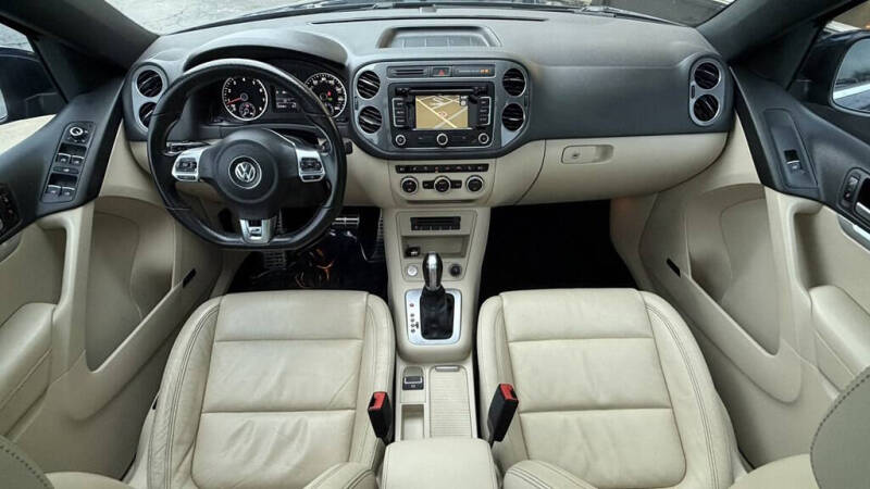 2014 Volkswagen Tiguan R-Line