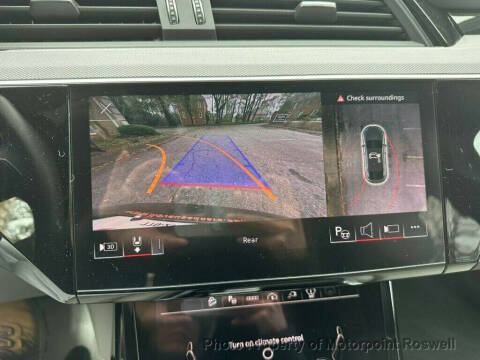 2024 Audi Q8 Sportback e-tron quattro Prestige S line