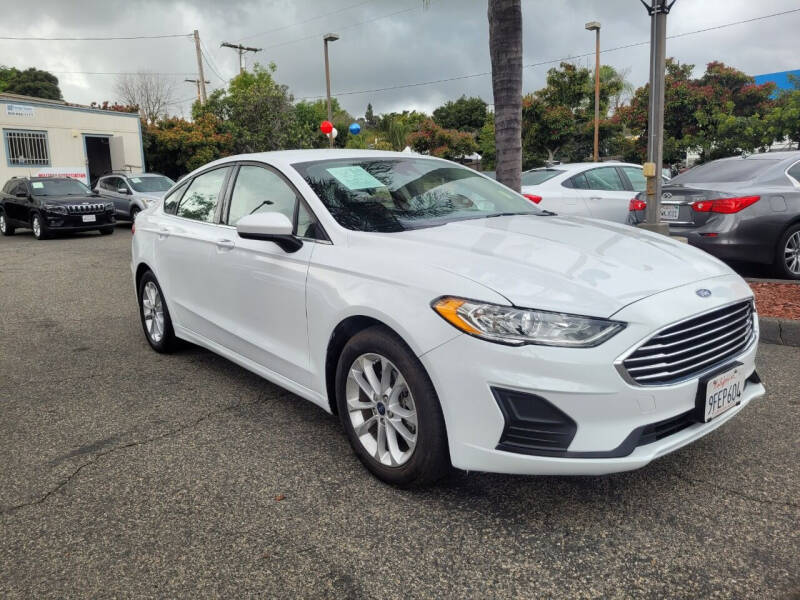 2020 Ford Fusion SE
