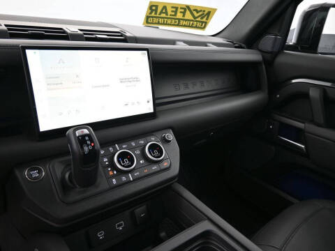 2023 Land Rover Defender 90 V8