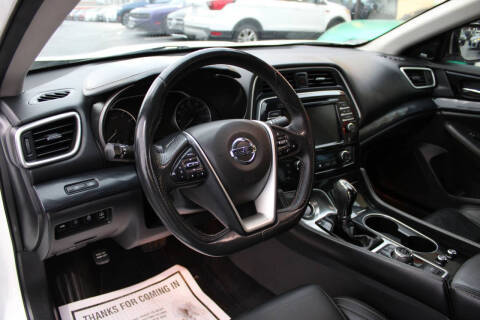 2022 Nissan Maxima 3.5 Platinum