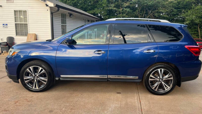 2017 Nissan Pathfinder S