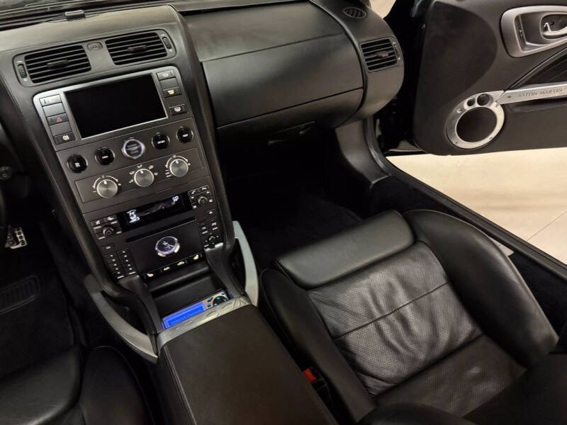 2006 Aston Martin V12 Vanquish S