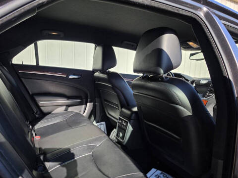 2013 Chrysler 300