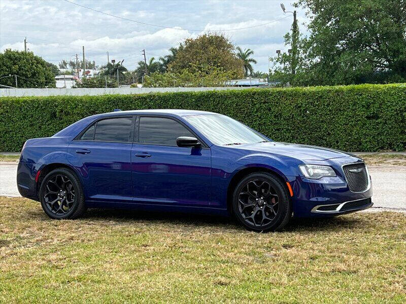 2019 Chrysler 300 for sale at Concept Auto Inc in Miami FL