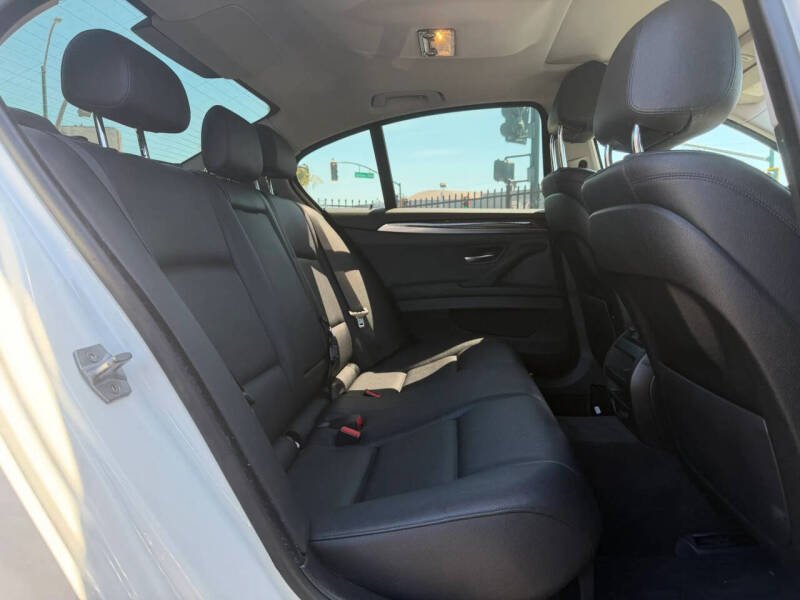 2014 BMW 5 Series 528i