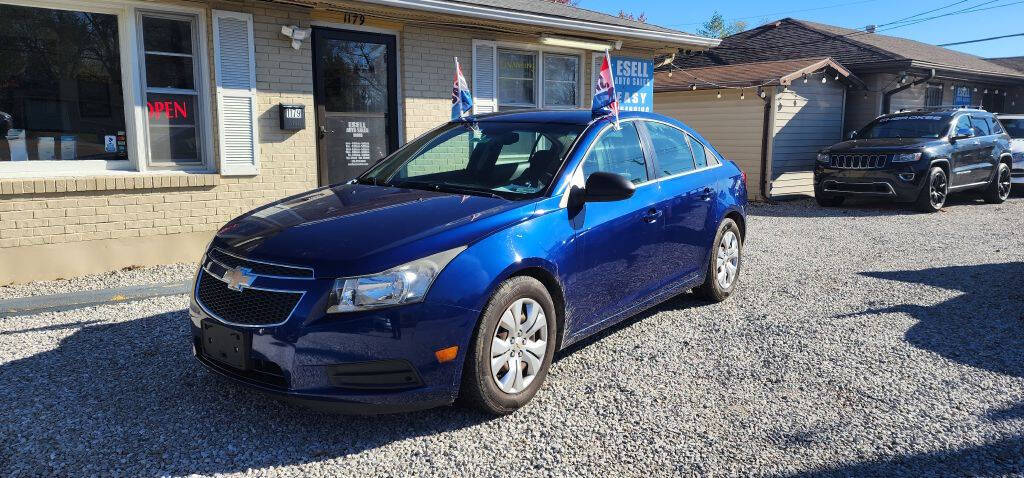 2012 Chevrolet Cruze for sale at ESELL AUTO SALES in Cahokia, IL