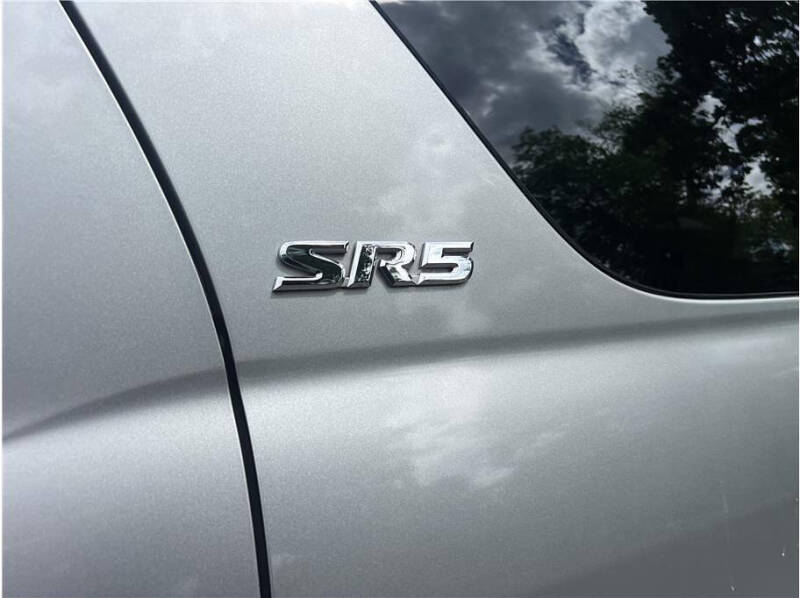 2006 Toyota Sequoia SR5