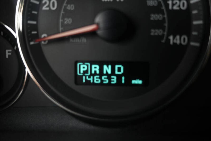 2007 Jeep Commander Sport
